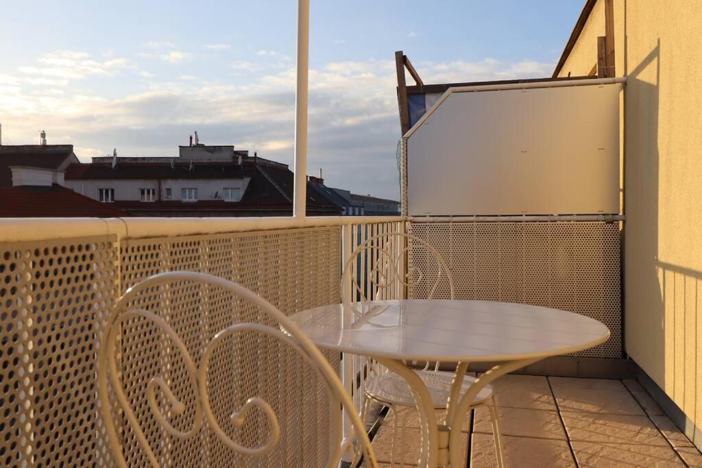 Brilliant View: Balcony Home, Modern, Stylish And Newly Renovated Viena Exterior foto