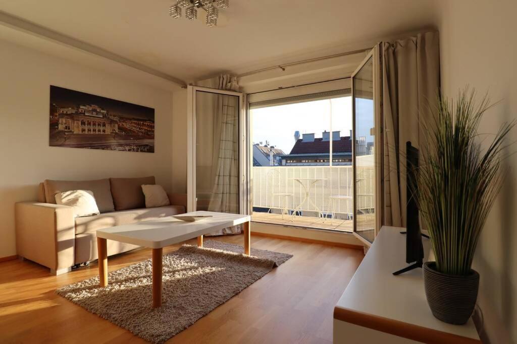 Brilliant View: Balcony Home, Modern, Stylish And Newly Renovated Viena Exterior foto